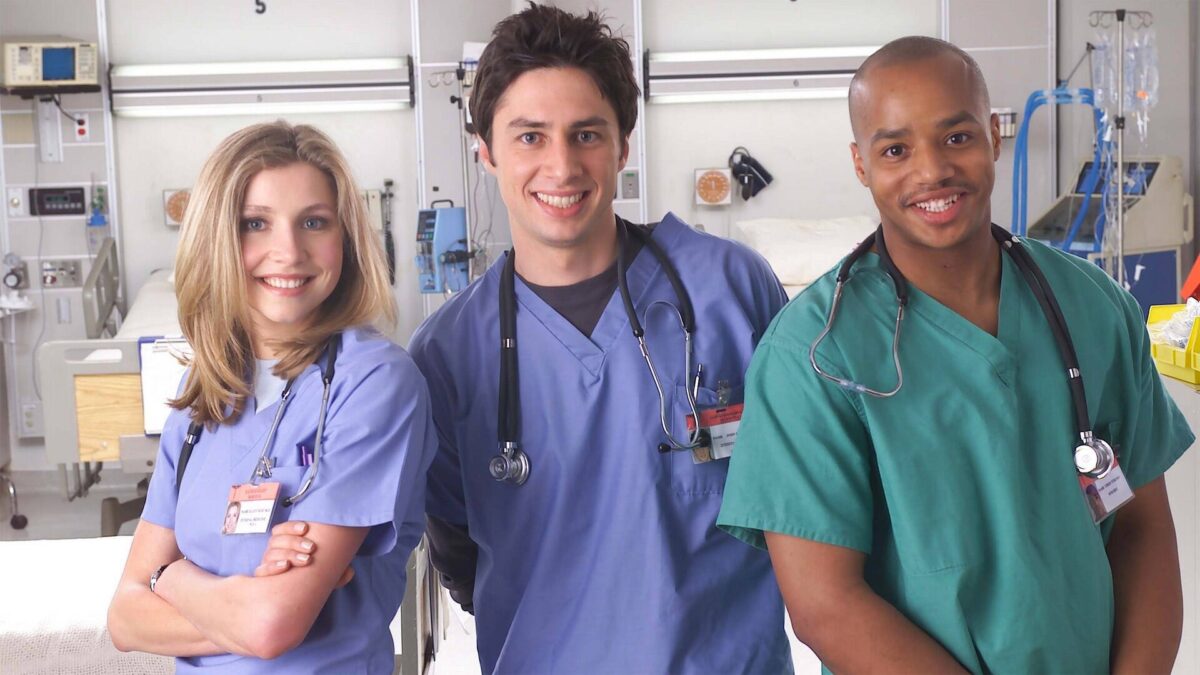 Scrubs - Il reboot si farà, parola di Bill Lawrence